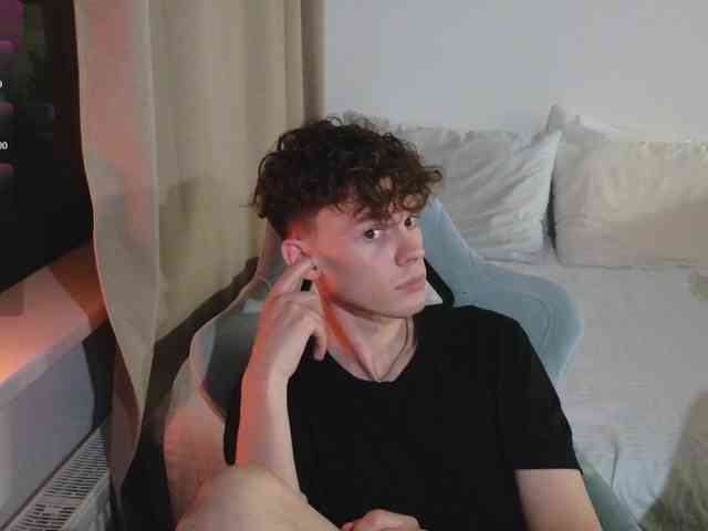 CuteThomas Sex Cam Show