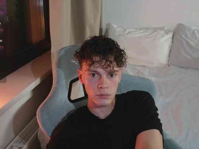CuteThomas Sex Cam Show