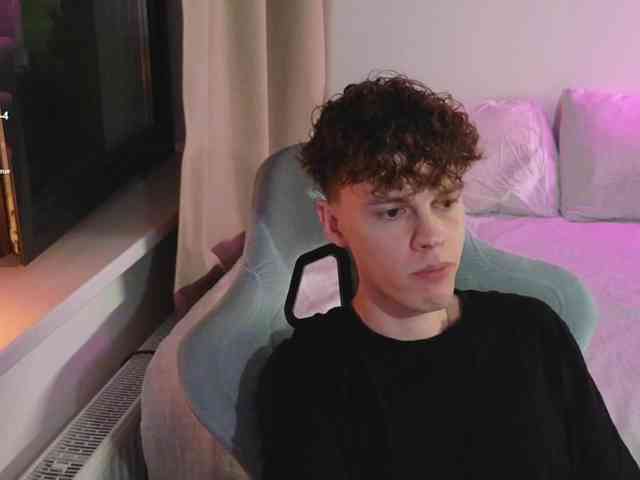 CuteThomas Sex Cam Show