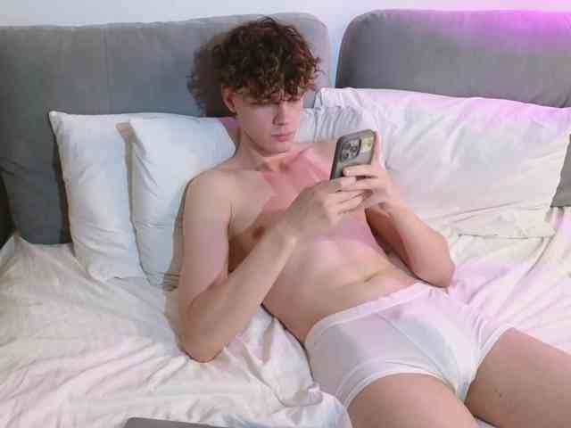 CuteThomas