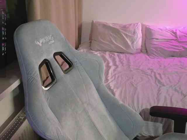 CuteThomas Sex Cam Show