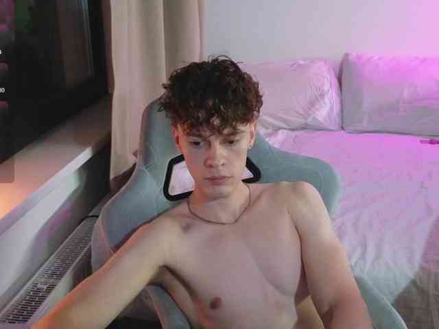 CuteThomas CuteThomas