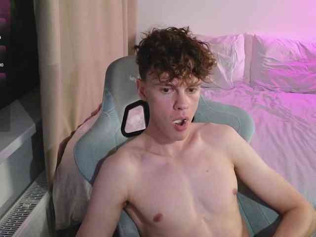 CuteThomas Sex Cam Show