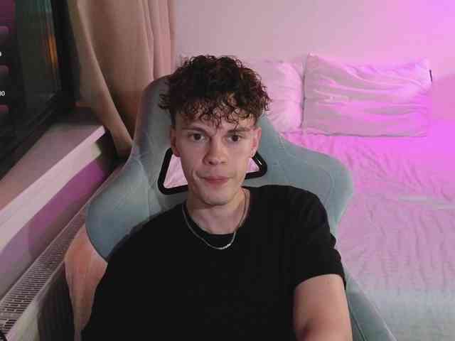 CuteThomas CuteThomas