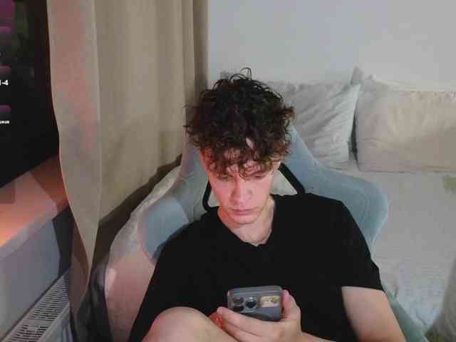 CuteThomas Sex Cam Show