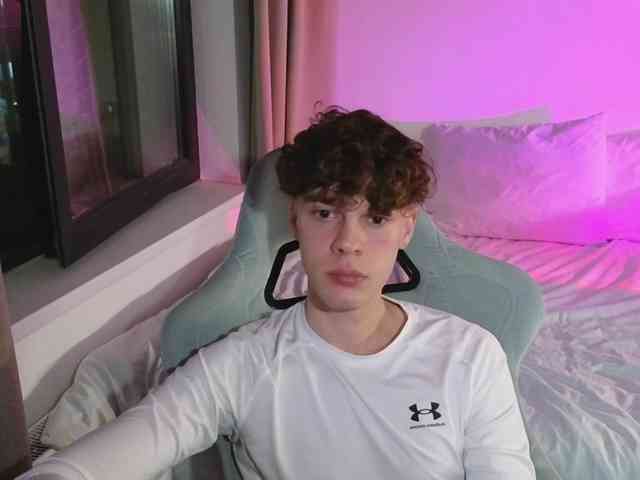 CuteThomas CuteThomas