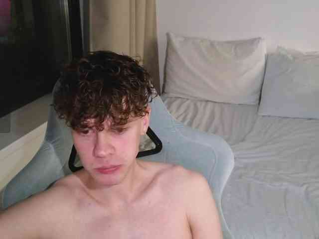 CuteThomas CuteThomas