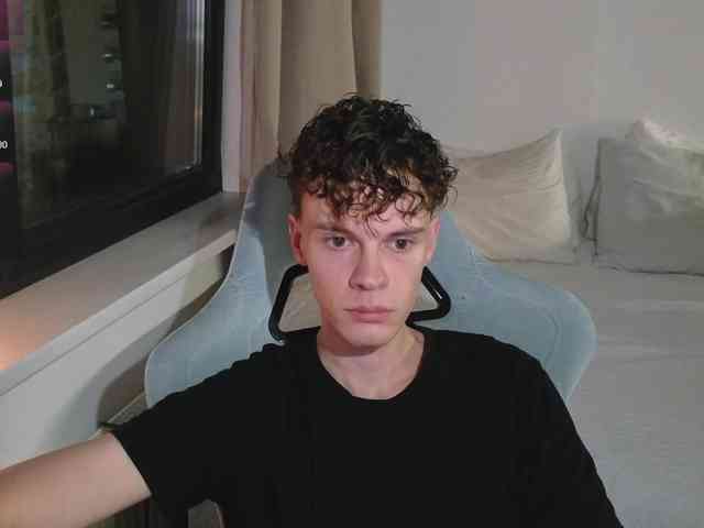 CuteThomas Sex Cam Show