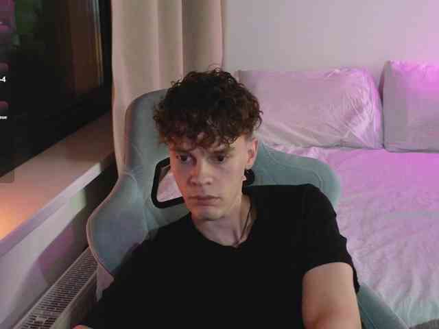 CuteThomas Sex Cam Show