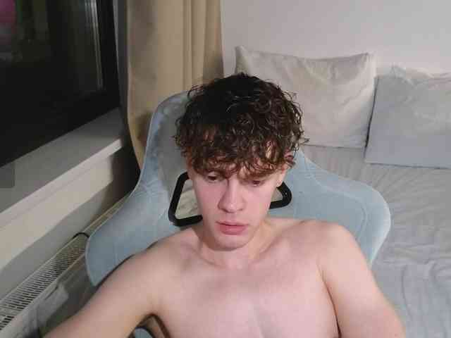 CuteThomas CuteThomas
