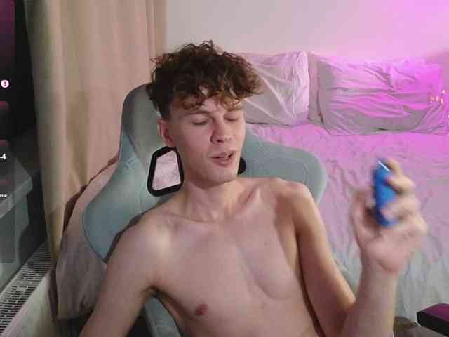 CuteThomas Sex Cam Show