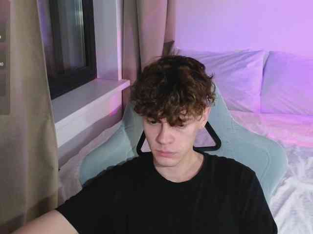 CuteThomas CuteThomas