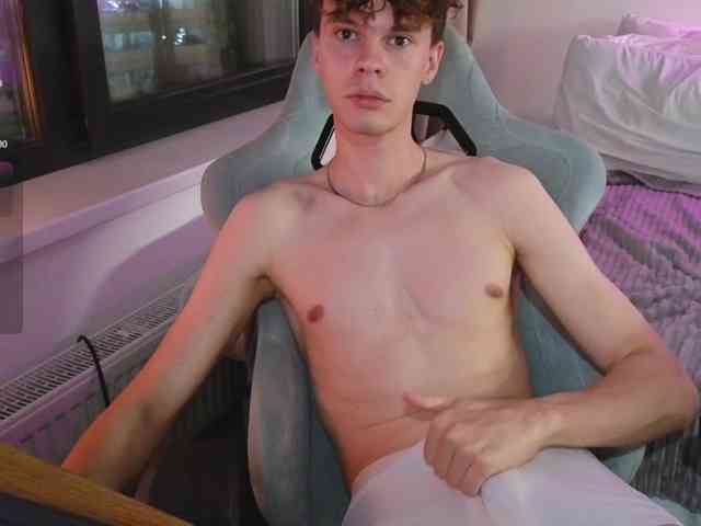 CuteThomas CuteThomas