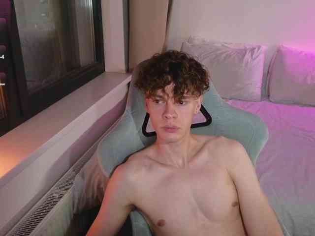 CuteThomas CuteThomas