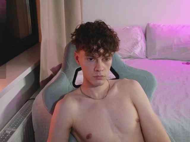 CuteThomas CuteThomas