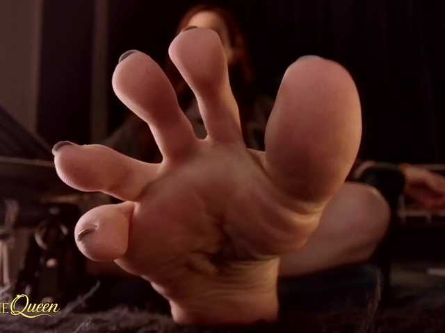 RadioFeet's BongaCams show and profile