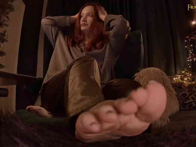 RadioFeet - Girl 