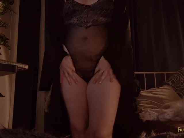 RadioFeet Live Webcam on BongaCams