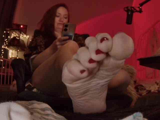 BadasssWitch webcam
