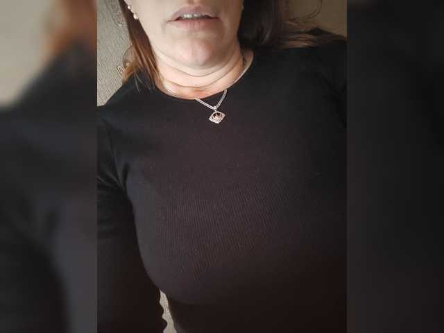 MissieLorrie live cam on BongaCams