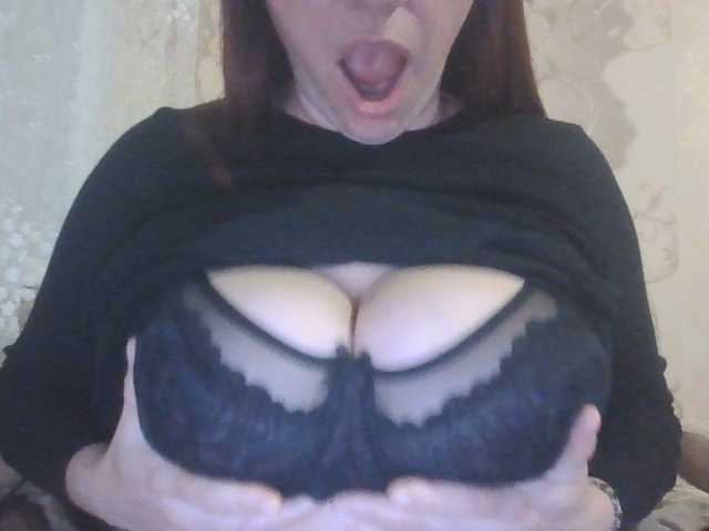 MissieLorrie live cam on BongaCams