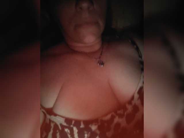 MissieLorrie live cam on BongaCams