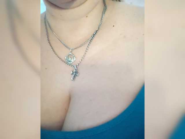 MissieLorrie live cam on BongaCams