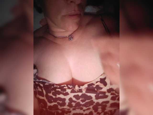 MissieLorrie live cam on BongaCams