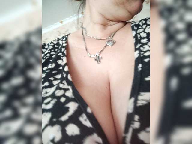 MissieLorrie live cam on BongaCams