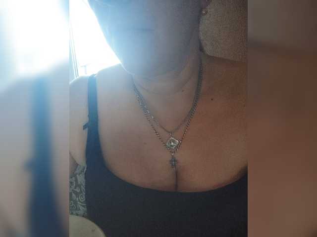 MissieLorrie live cam on BongaCams