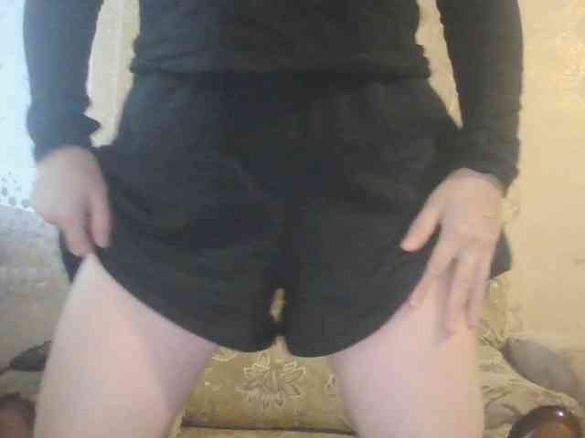 MissieLorrie webcam
