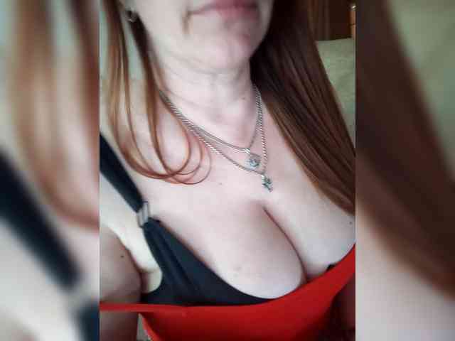 MissieLorrie webcam