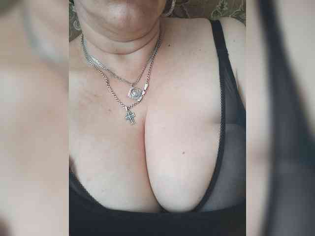 MissieLorrie webcam