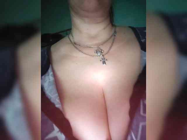 MissieLorrie webcam