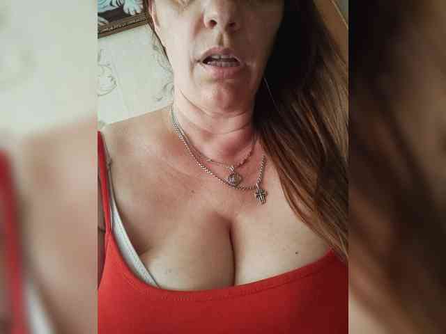 MissieLorrie webcam