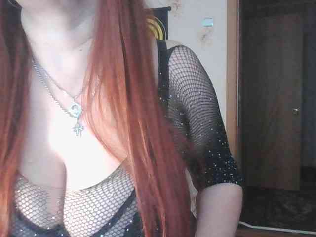 MissieLorrie webcam