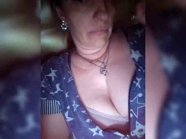 MissieLorrie webcam