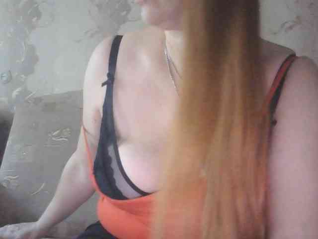 MissieLorrie webcam