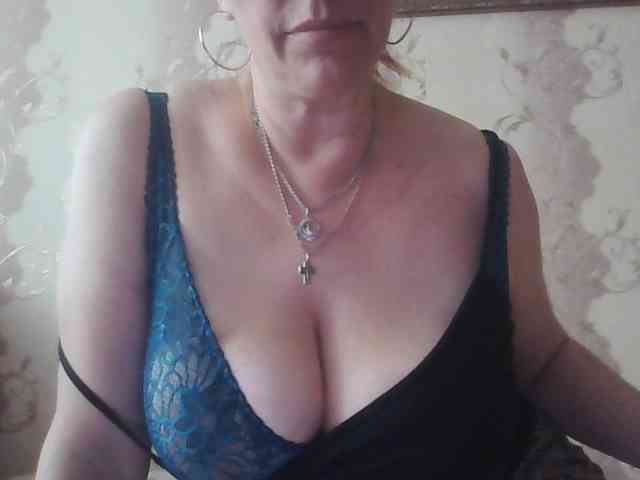 MissieLorrie webcam