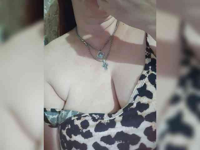 MissieLorrie webcam