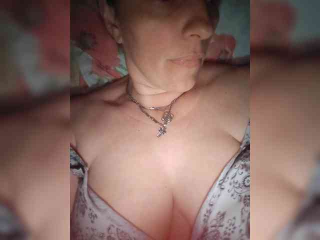 MissieLorrie webcam
