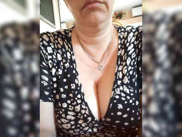MissieLorrie webcam