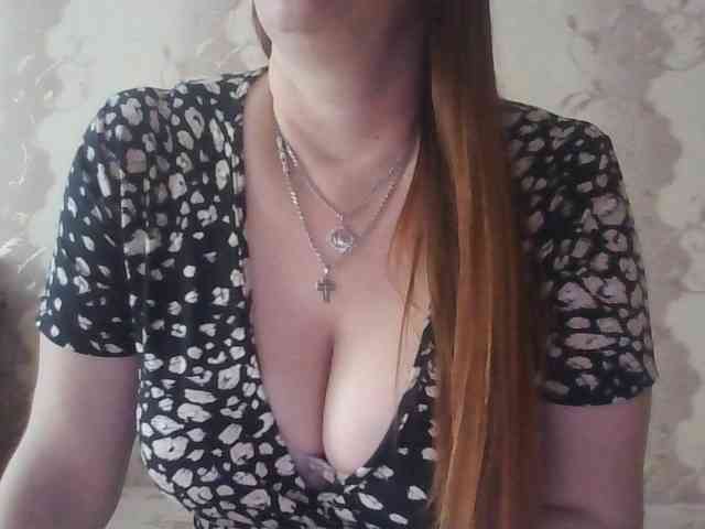 MissieLorrie webcam