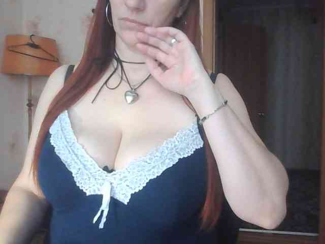 MissieLorrie webcam