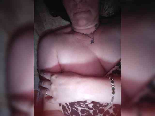 MissieLorrie webcam