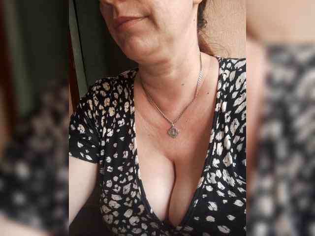 MissieLorrie webcam