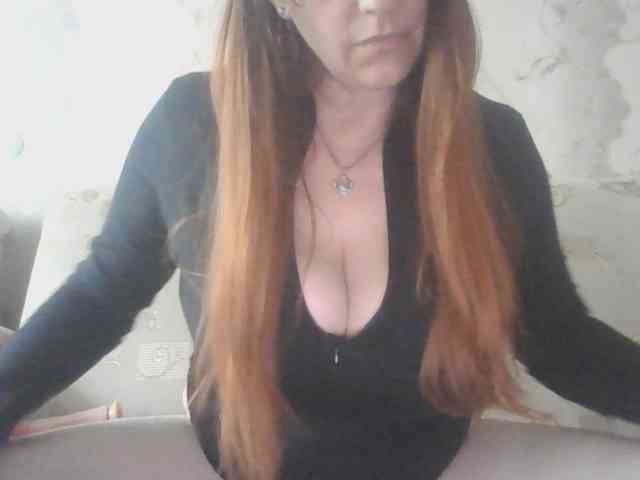 MissieLorrie webcam
