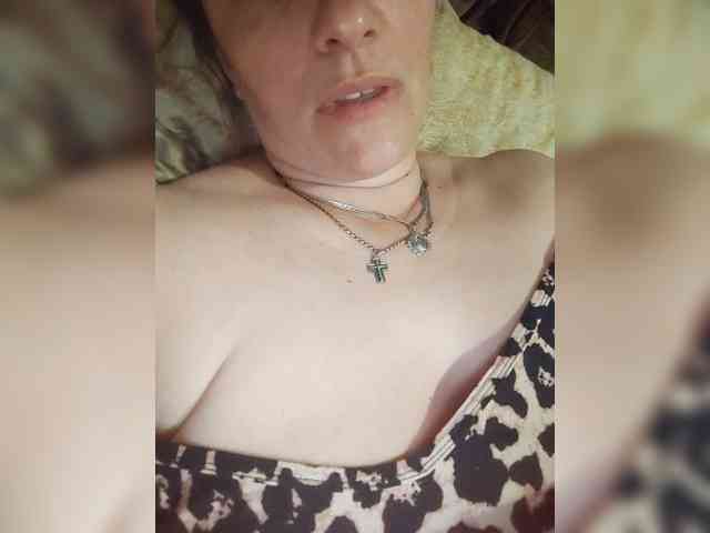 MissieLorrie webcam