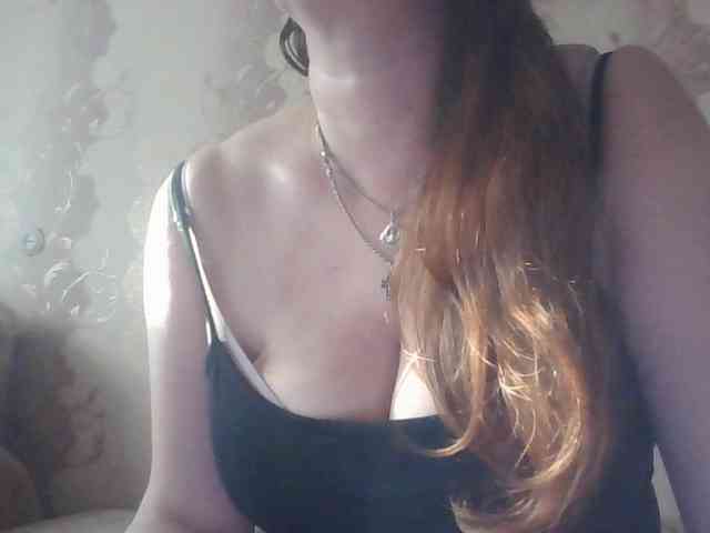 MissieLorrie webcam