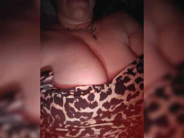 MissieLorrie webcam